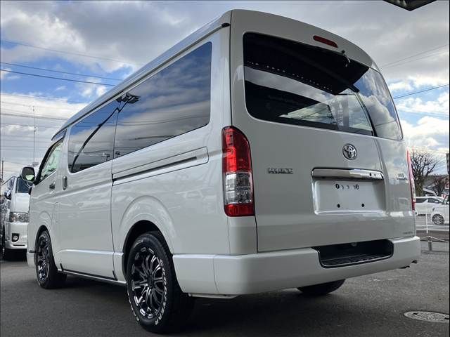 TOYOTA REGIUSACE VAN 2WD 2018 Image 31