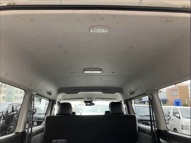 TOYOTA REGIUSACE VAN 2WD 2018 Image 31