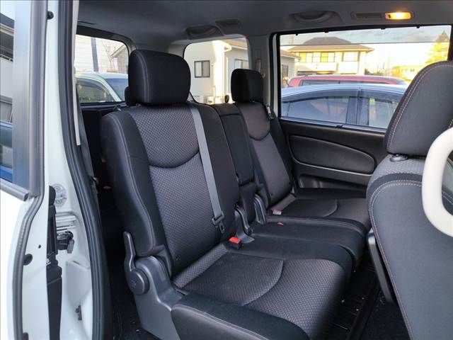 NISSAN SERENA  S-HYBRID 2013 Image 31