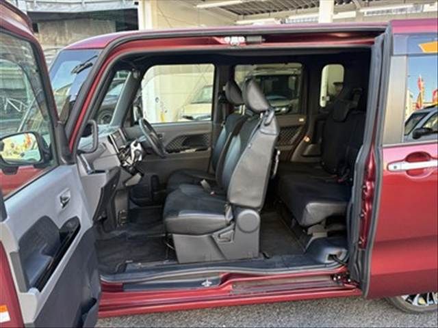 DAIHATSU TANTO CUSTOM 2020 Image 31