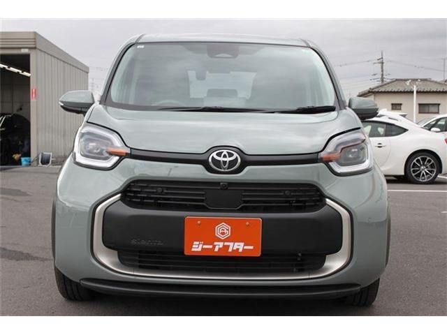 TOYOTA SIENTA HYBRID 2023 Image 31