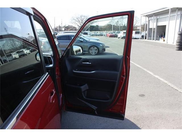 TOYOTA NOAH 2023 Image 31