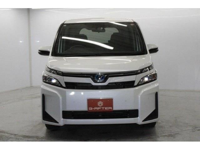 TOYOTA VOXY HYBRID 2019 Image 31