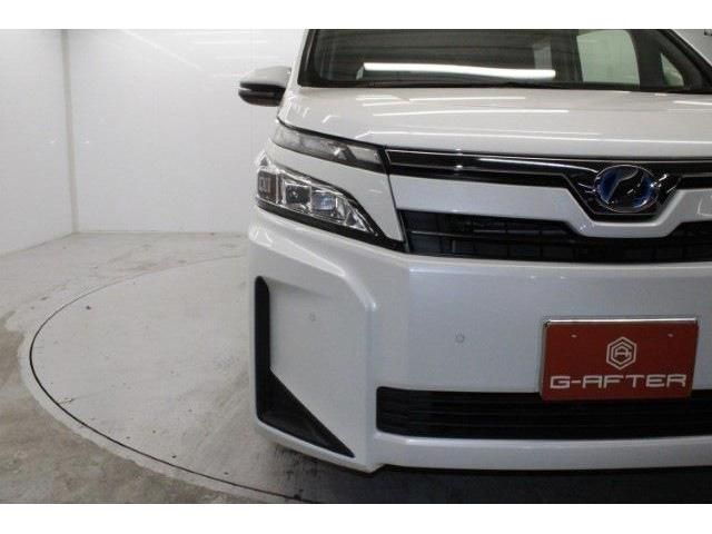 TOYOTA VOXY HYBRID 2019 Image 31