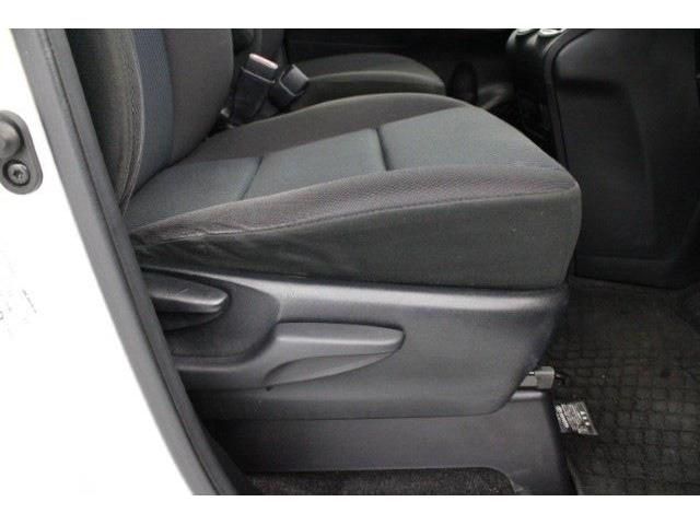 TOYOTA VOXY HYBRID 2019 Image 31