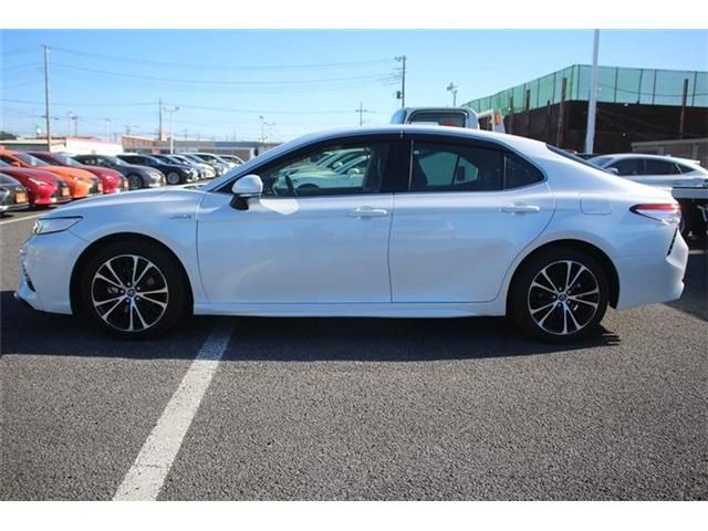 TOYOTA CAMRY HYBRID 2019 Image 31