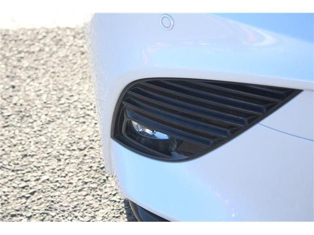 TOYOTA CAMRY HYBRID 2019 Image 31