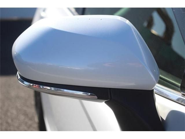 TOYOTA CAMRY HYBRID 2019 Image 31