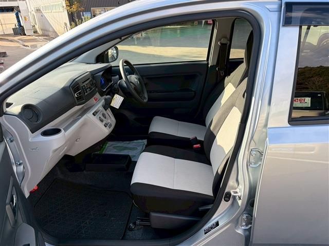 DAIHATSU MIRA E:S 2022 Image 31