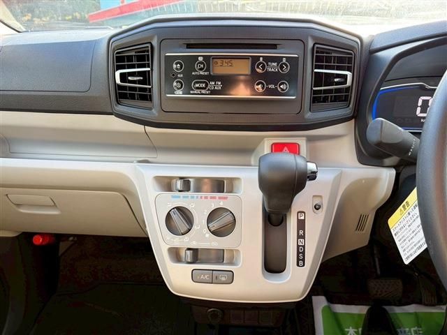 DAIHATSU MIRA E:S 2022 Image 31