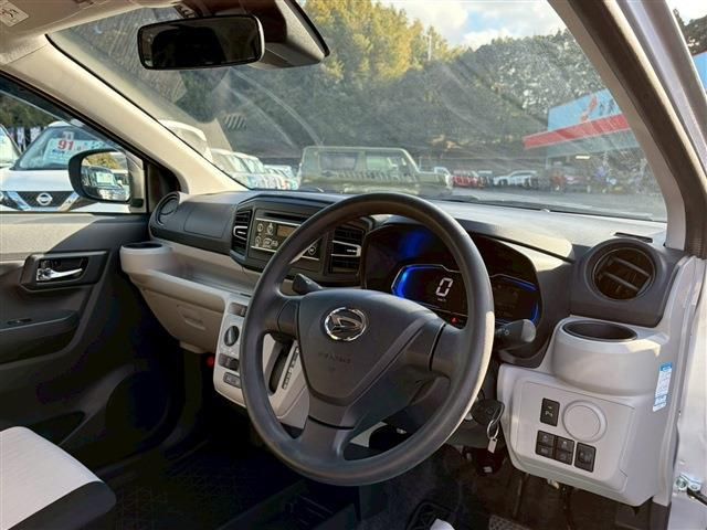 DAIHATSU MIRA E:S 2022 Image 31
