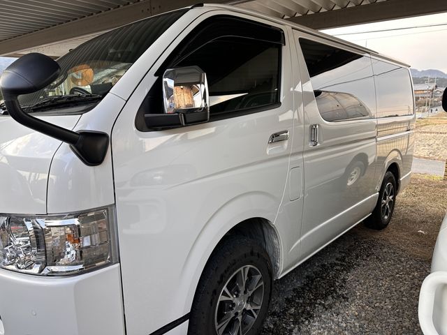 TOYOTA HIACE VAN 4WD 2025 Image 31