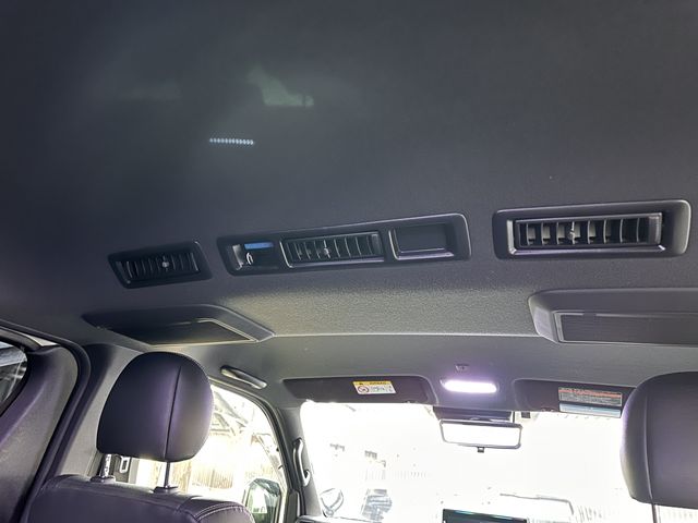 TOYOTA HIACE VAN 4WD 2025 Image 31