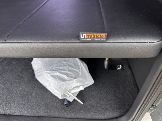 TOYOTA HIACE VAN 4WD 2025 Image 31