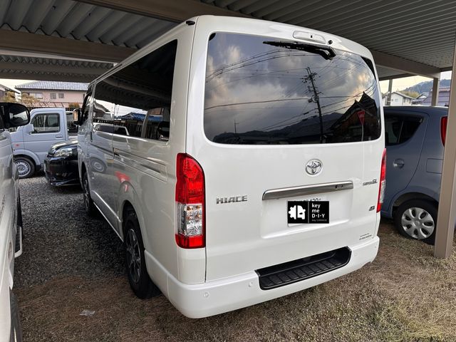 TOYOTA HIACE VAN 4WD 2025 Image 31