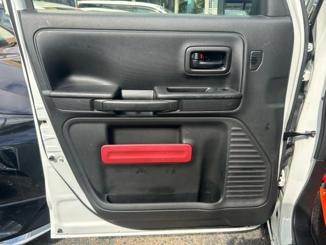 SUZUKI SPACIA 2018 Image 31