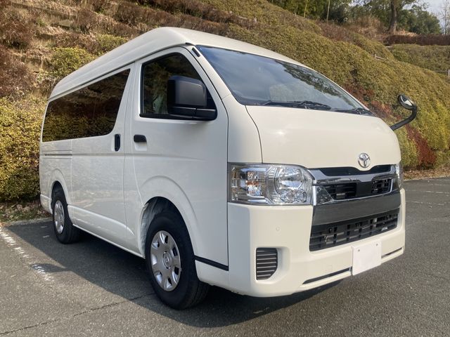 TOYOTA HIACE VAN 2WD 2025 Image 31