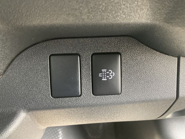 TOYOTA HIACE VAN 2WD 2025 Image 31