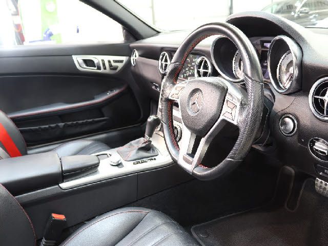 MERCEDES BENZ SLK CL 2014 Image 31