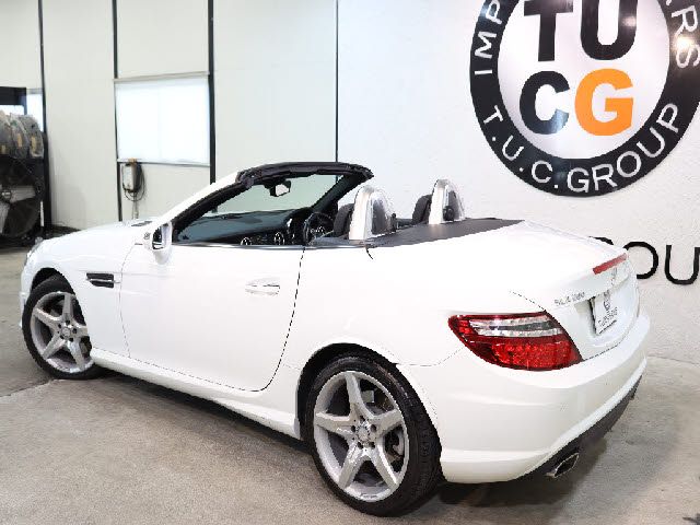MERCEDES BENZ SLK CL 2014 Image 31