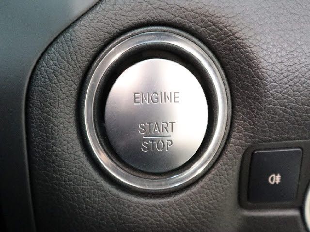 MERCEDES BENZ SLK CL 2014 Image 31