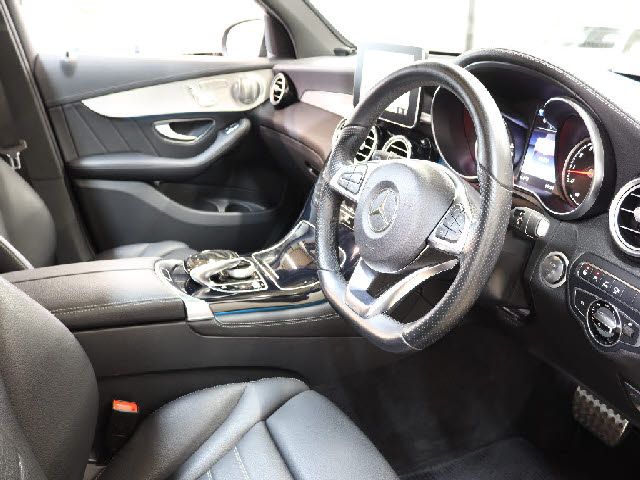 MERCEDES BENZ GLC CL 2016 Image 31