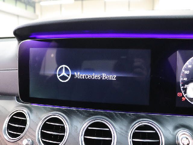 MERCEDES BENZ E CLAS 2017 Image 31
