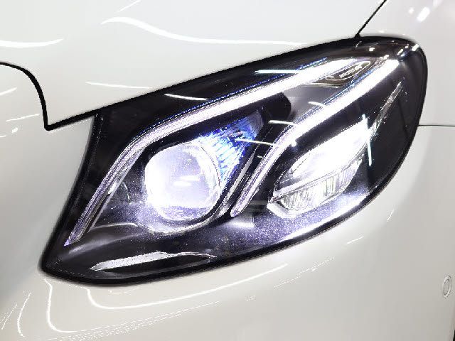 MERCEDES BENZ E CLAS 2017 Image 31