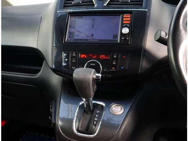 NISSAN SERENA  S-HYBRID 4WD 2013 Image 31