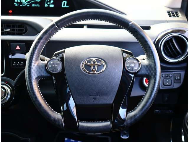 TOYOTA AQUA 2014 Image 31