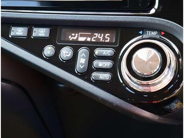 TOYOTA AQUA 2014 Image 31