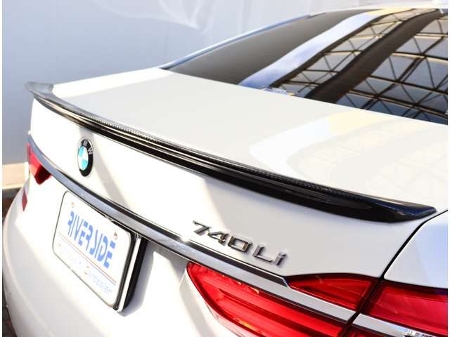 BMW 7SERIES 2016 Image 31