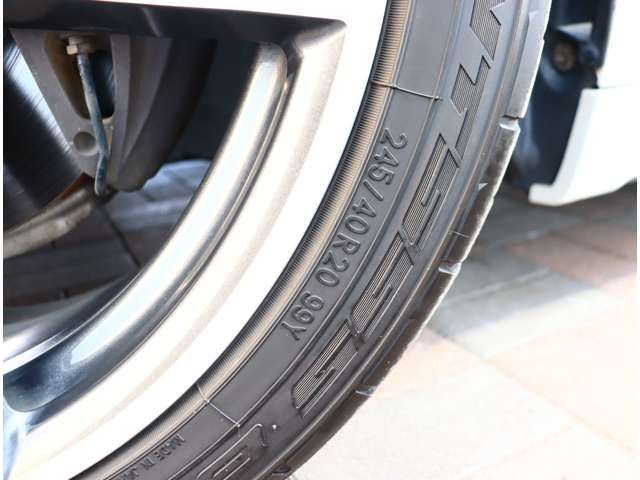 BMW 7SERIES 2016 Image 31