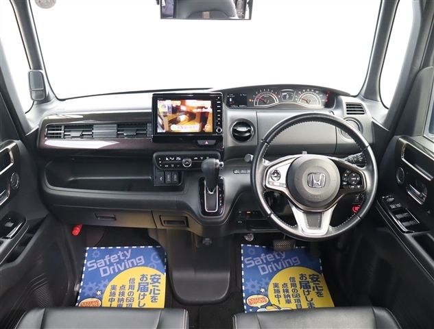 HONDA N BOX CUSTOM 2018 Image 31