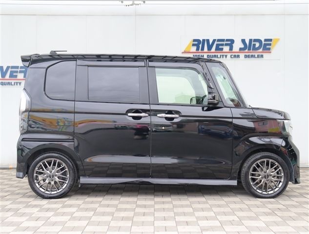 HONDA N BOX CUSTOM 2018 Image 31