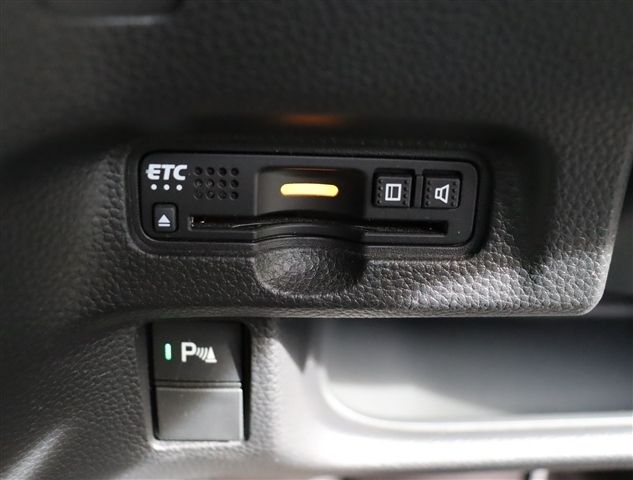 HONDA N BOX CUSTOM 2018 Image 31