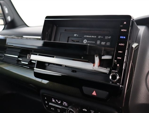 HONDA N BOX CUSTOM 2018 Image 31