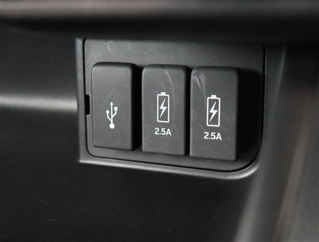 HONDA N BOX CUSTOM 2018 Image 31