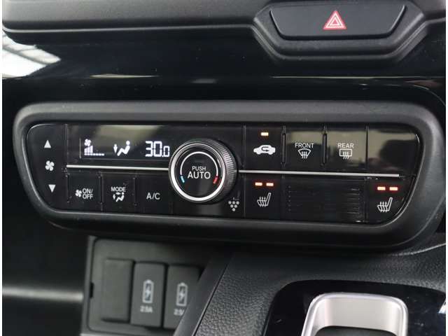 HONDA N BOX CUSTOM 2022 Image 31