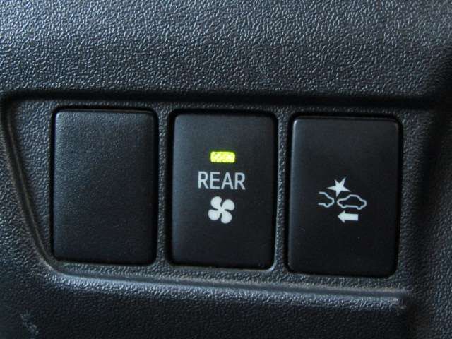 TOYOTA REGIUSACE VAN 2WD 2019 Image 31