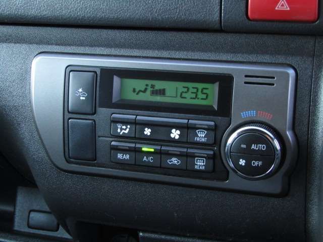 TOYOTA HIACE VAN 2WD 2020 Image 31