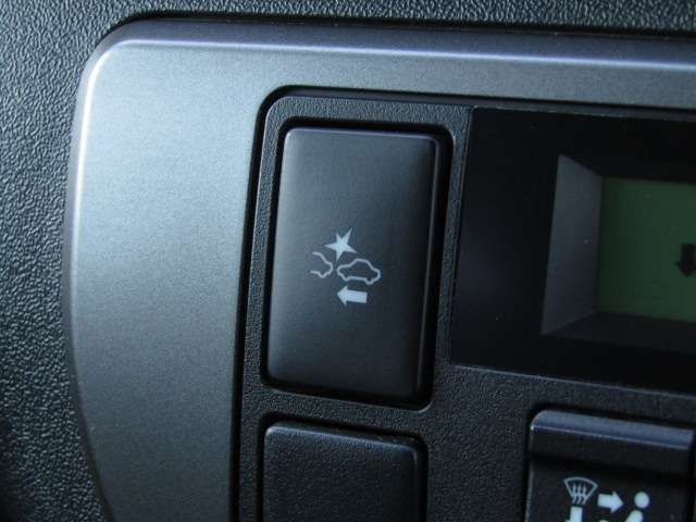 TOYOTA HIACE VAN 2WD 2020 Image 31