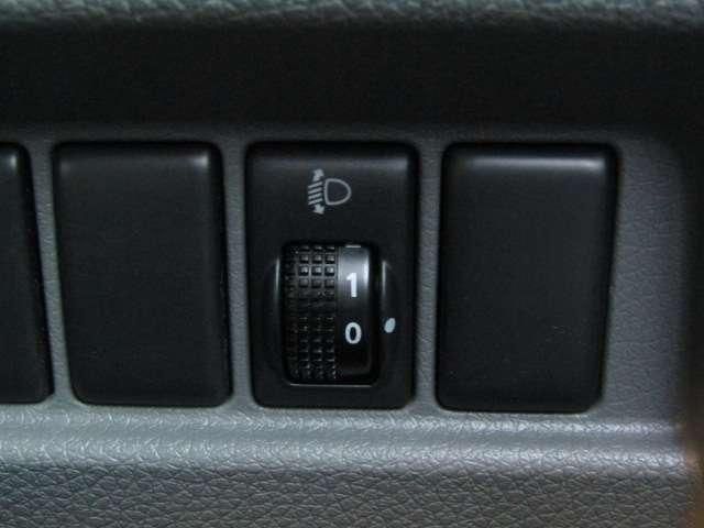 NISSAN NV350 CARAVAN 2020 Image 31