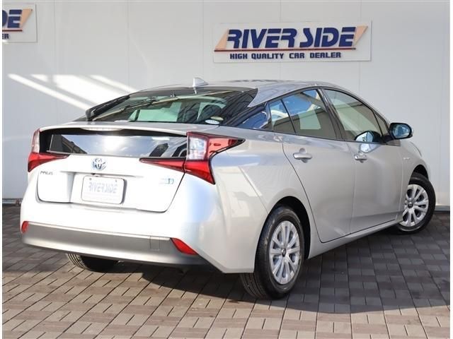 TOYOTA PRIUS 2019 Image 31