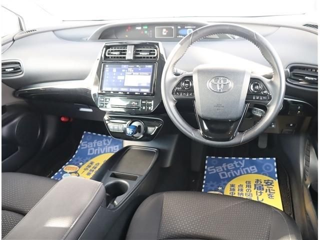 TOYOTA PRIUS 2019 Image 31