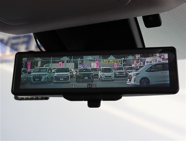 TOYOTA PRIUS 2019 Image 31