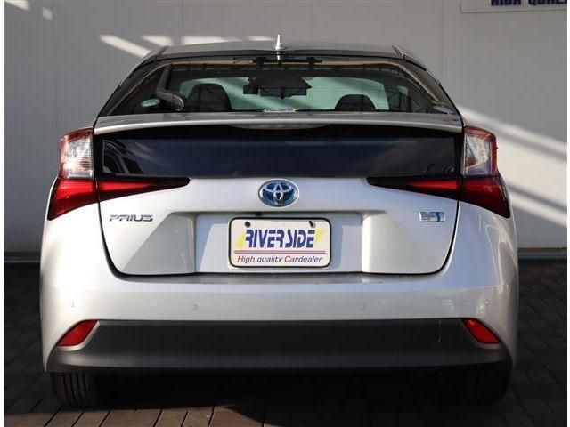 TOYOTA PRIUS 2019 Image 31