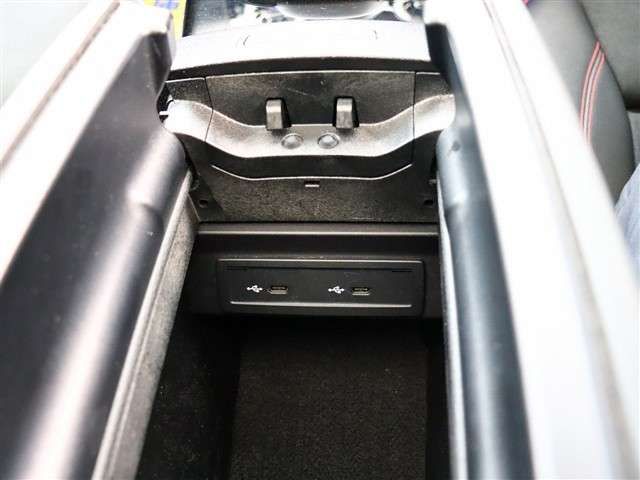 MERCEDES BENZ CLA CL 2019 Image 31