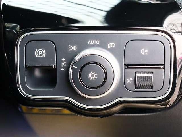 MERCEDES BENZ CLA CL 2019 Image 31