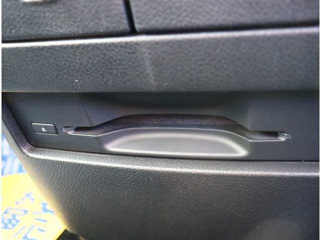 NISSAN ELGRAND 2019 Image 31